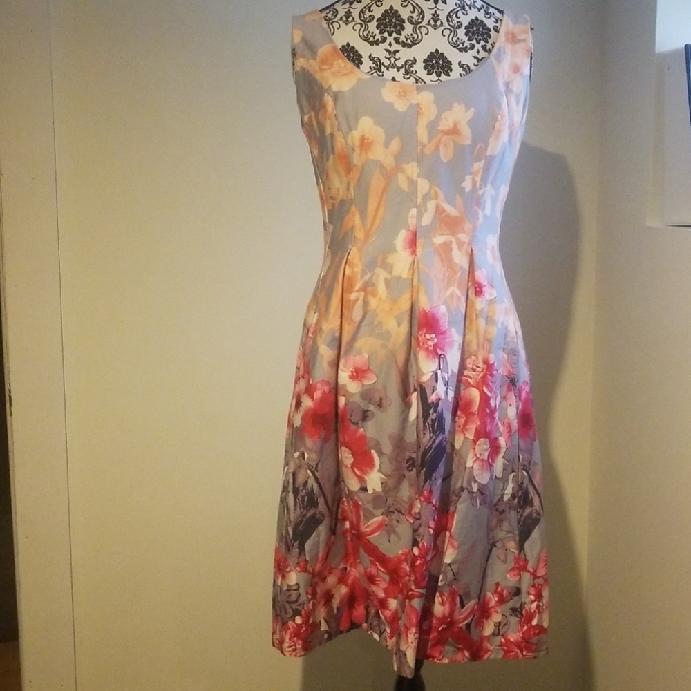 BEAUTIFUL SPRING DRESS